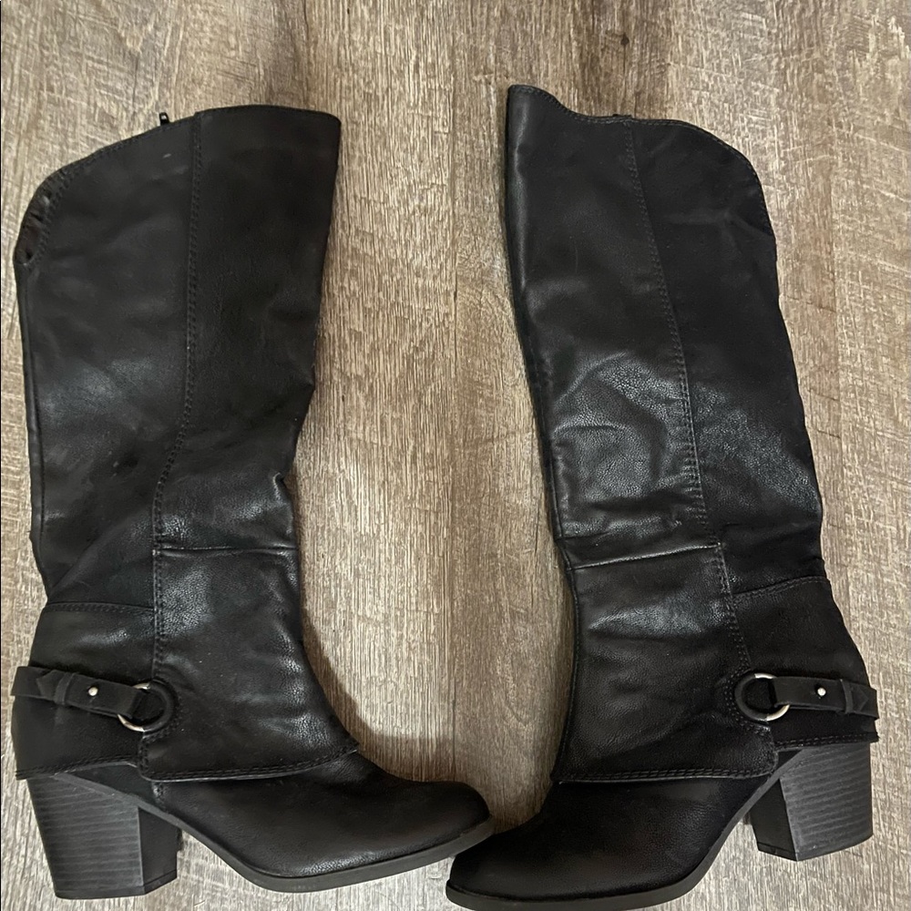 Fergie Boots